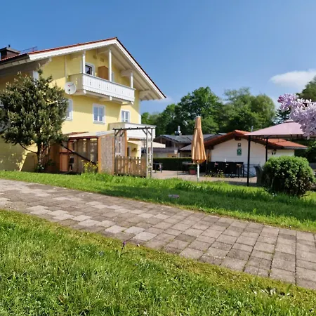 Hofer Am Zeitberg Ferienwohnung Sonneck *